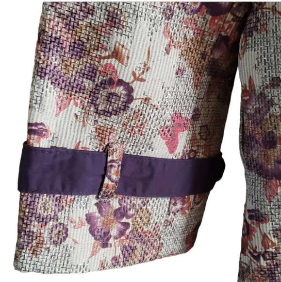 Miss 'De Floral Pea Coat. Trench Coat. Purple Floral. Size Medium. - Picture 11 of 12